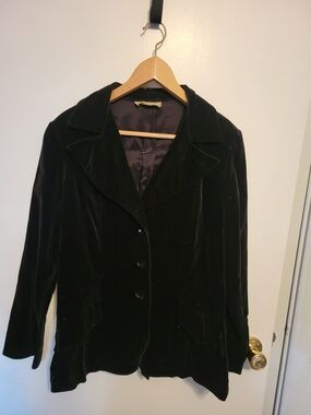 Black Velvet Notch-Collar Blazer